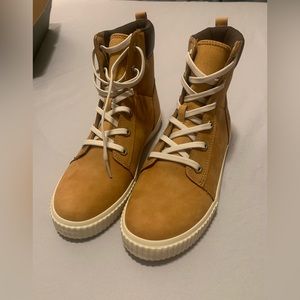 Timberland Skyla Bay 6 in. Boot, Size 8.5, Wheat Nubuck